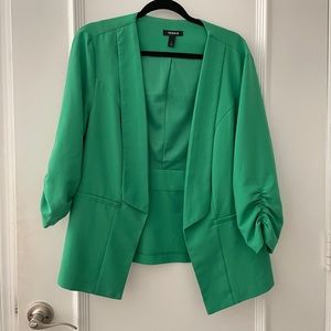 Torrid green ruched sleeve blazer